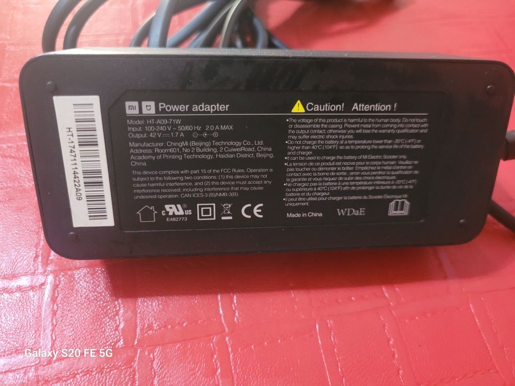 Incarcator original trotineta Xiaomi