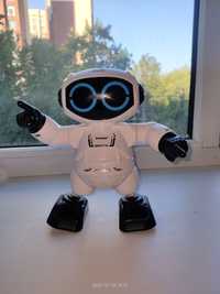 Продам танцующего робота Robo Beats.