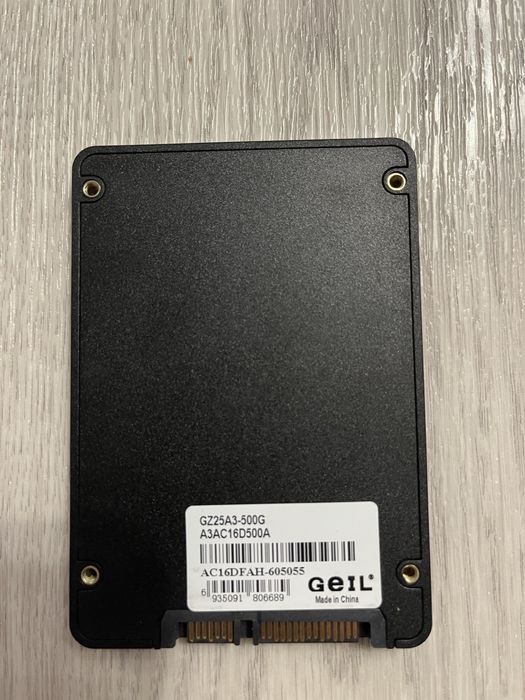 Продам SSD диск.