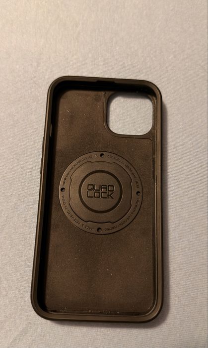 Husa Quad Lock Mag Safe - Iphone 13