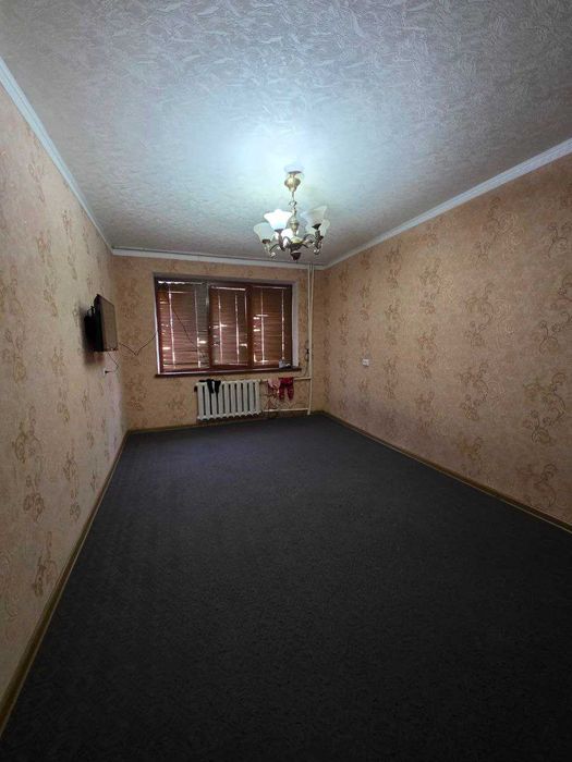 Продаётся 2х комн  квартира на 1 этаже Ор-р Пиридастгир