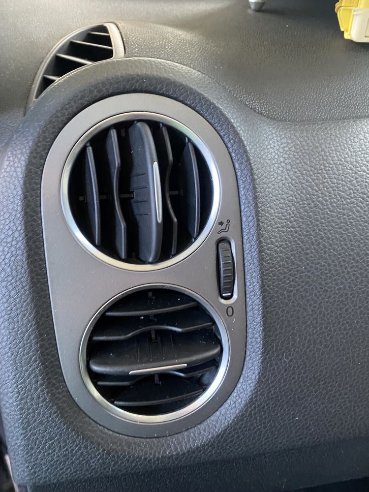 Grila grile interior ventilatie vw tiguan 5n