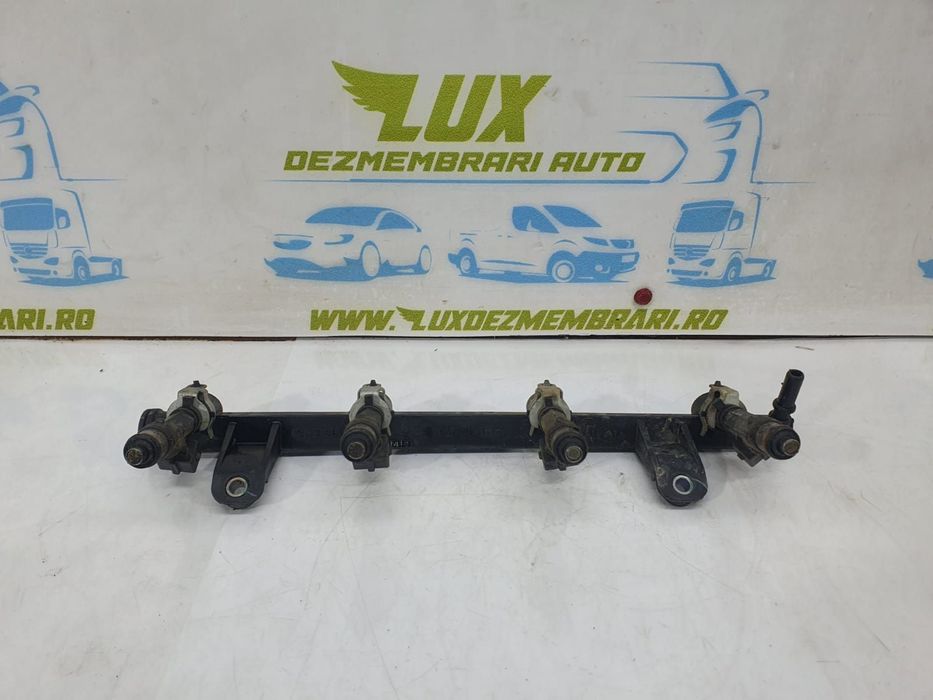 Rampa injectoare cu injectoare 1.4 1.6 mpi k7m k7j 8200494284a Dacia Logan 1  [din 2004 pana  2008]