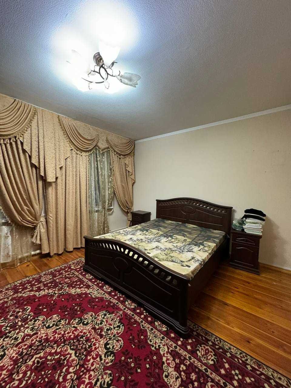 Домрабад, Дом 4,2 сотки (16 гор больница)