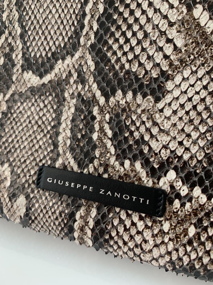 Cizme si geanta piele de sarpe Giuseppe Zanotti