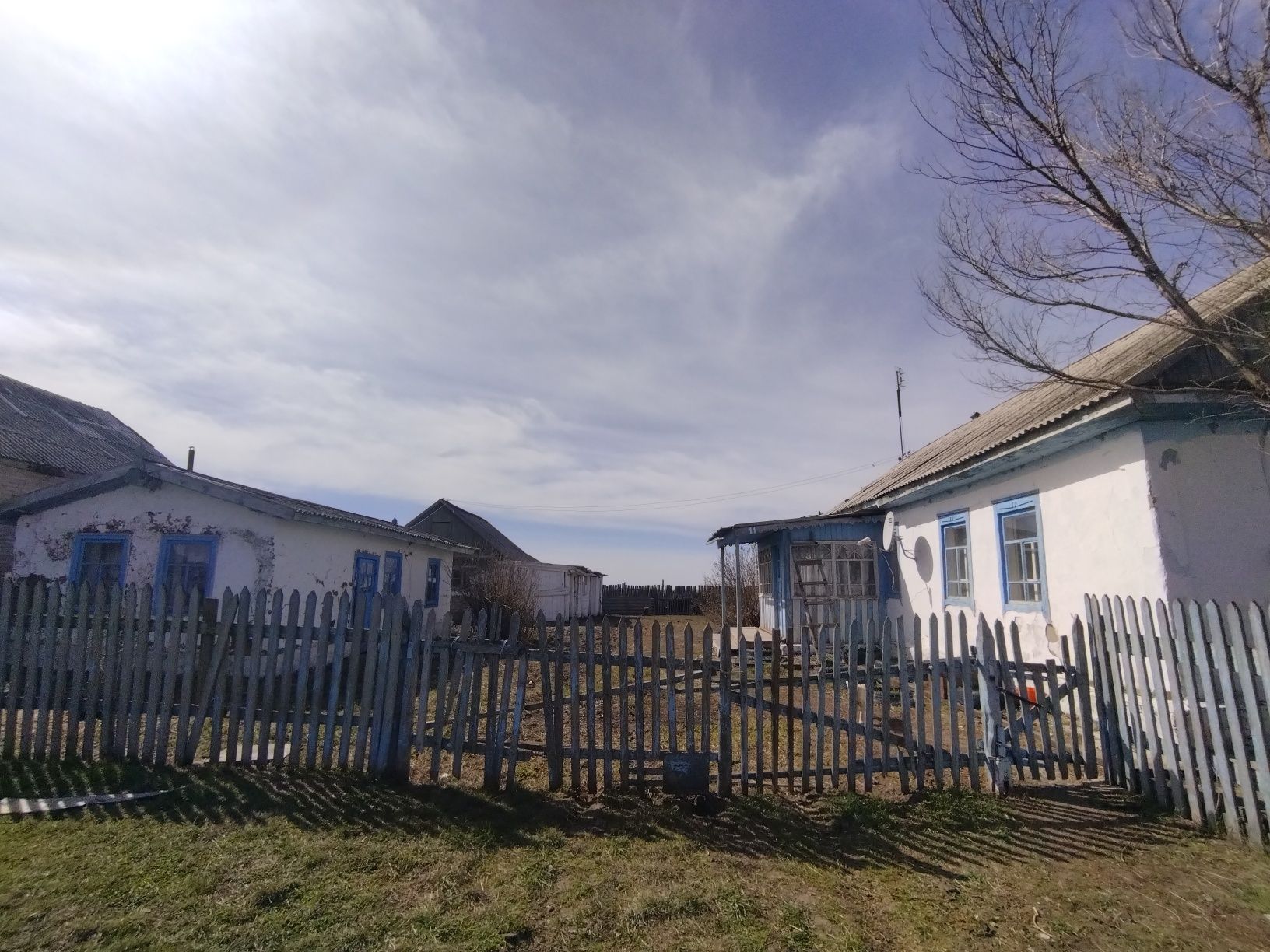 Продам либо Обменяю на авто  дом в п.Костомар