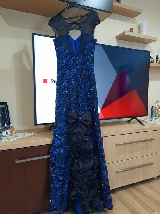 Rochie elegantă.