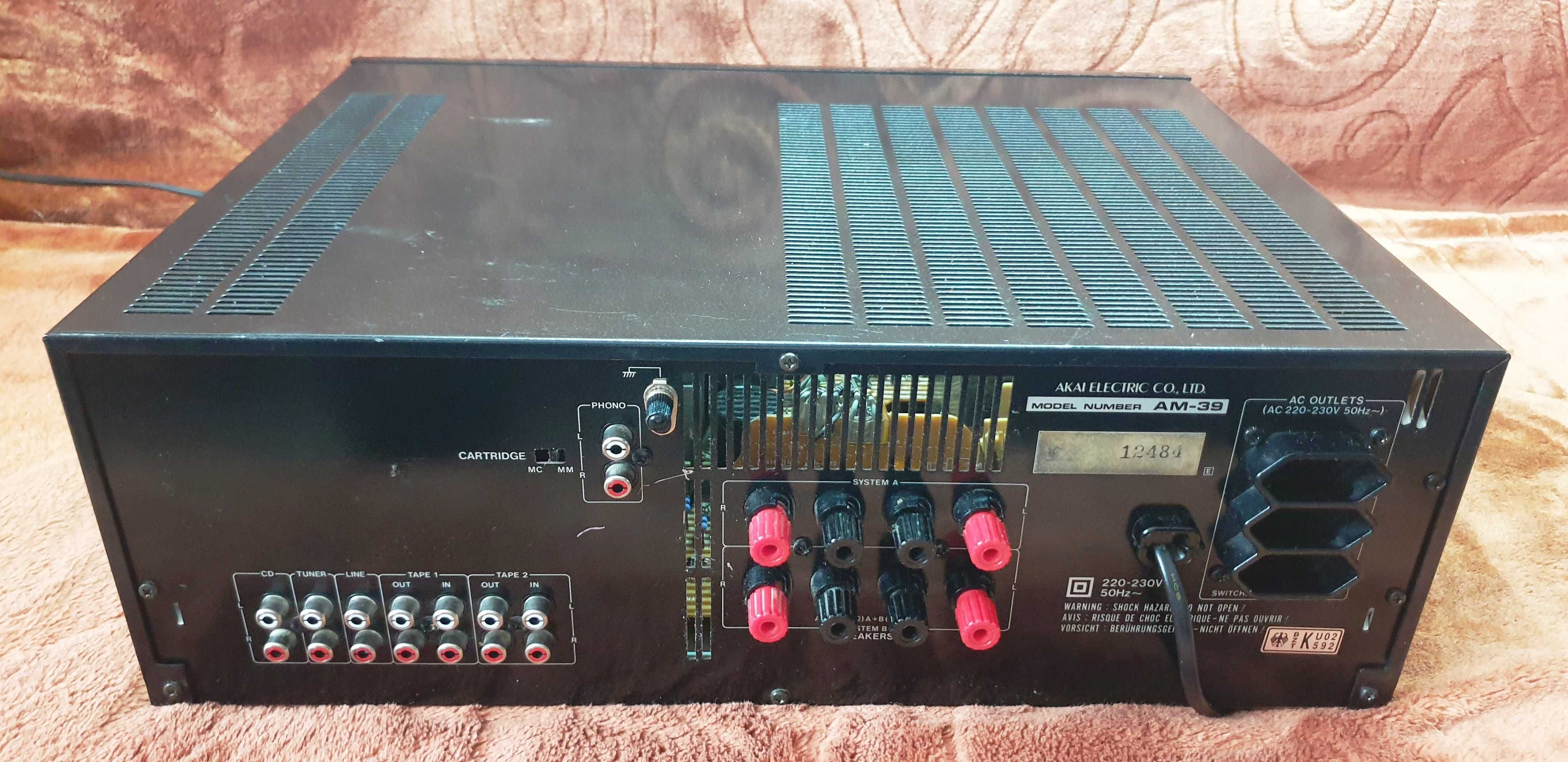 Akai AM-39 statie amplificator