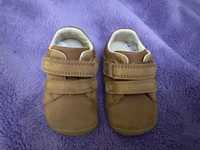 Clarks бебешки обувки