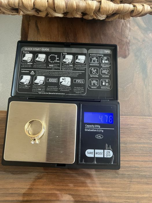 Златни красиви бижута