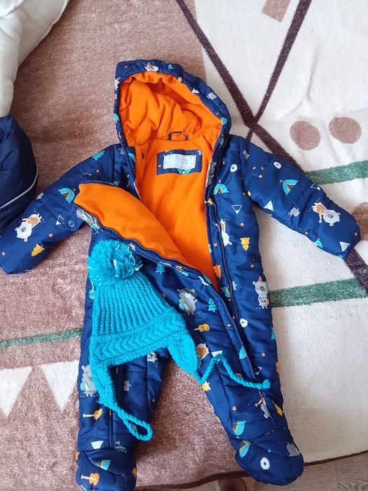 Продам детский комбинезон