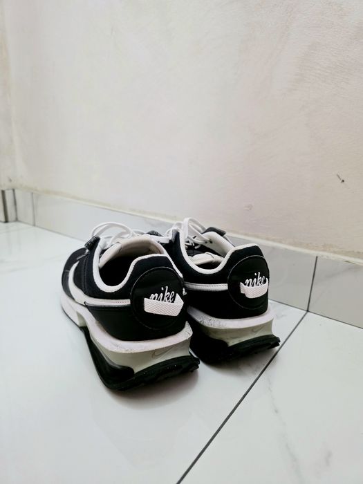 Adidași Nike Pre-Day (originali)