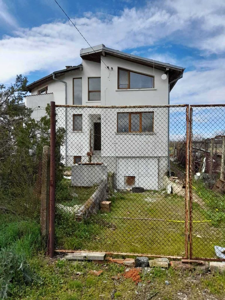 Продава се Къща в Момин проход - 130 кв.м за 354 €/кв.м - Снимка #2