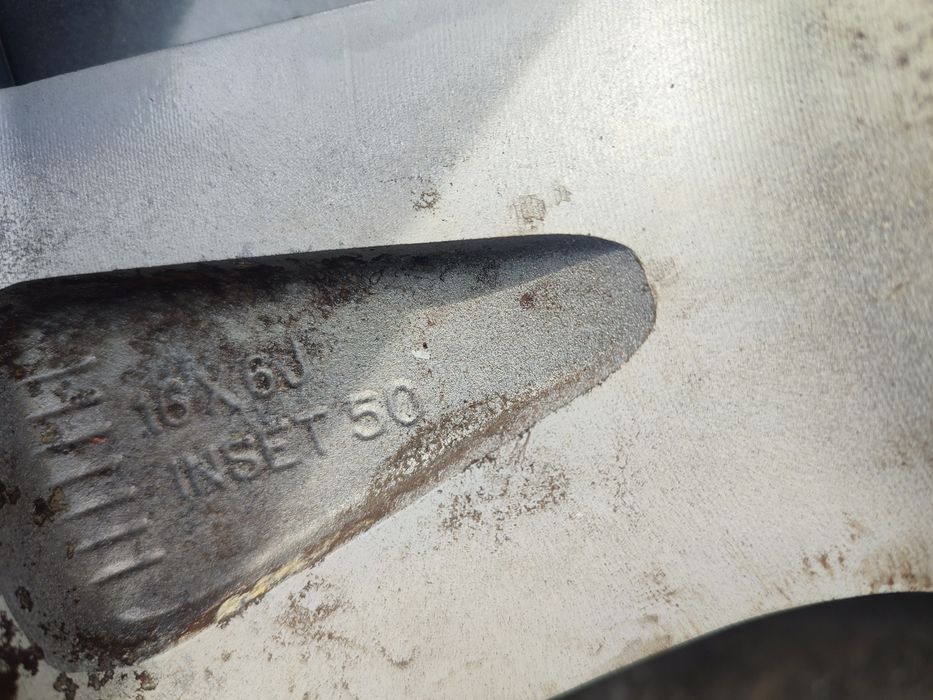 16" оригинални алуминиеви джанти за Suzuki/Toyota.