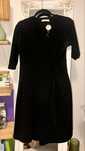 Rochie neagra office si ceas Q&Q