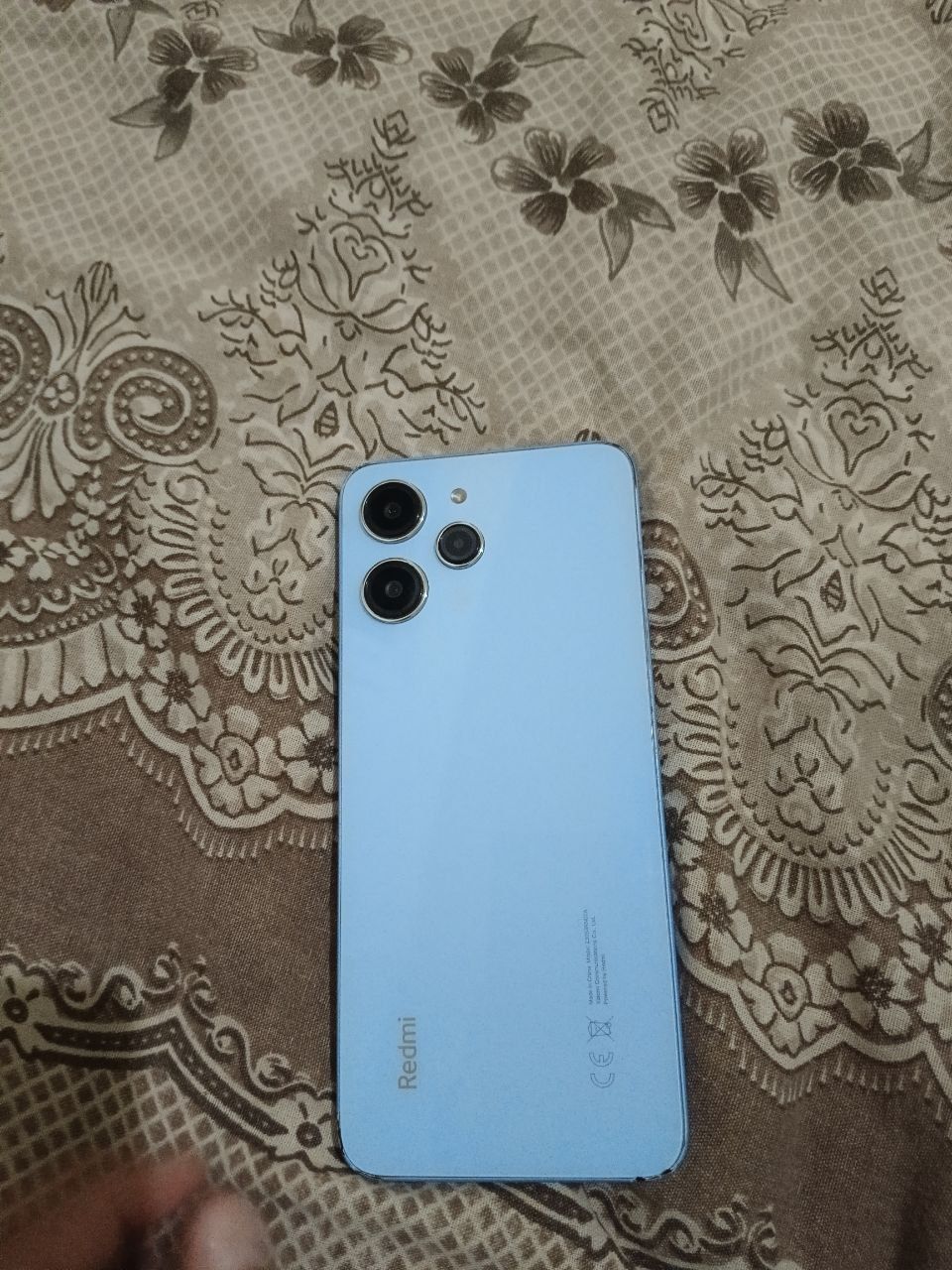 Redmi 12 srochna sotiladi