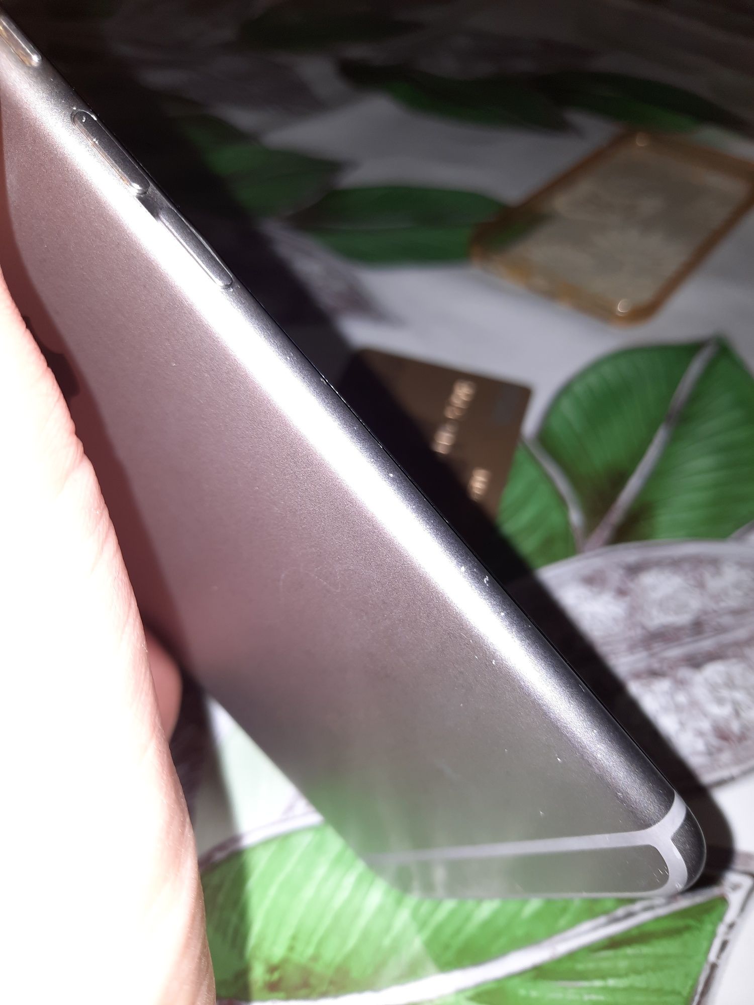 IPhone 6  128 гиг