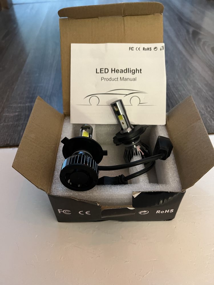 Set Becuri Led H4