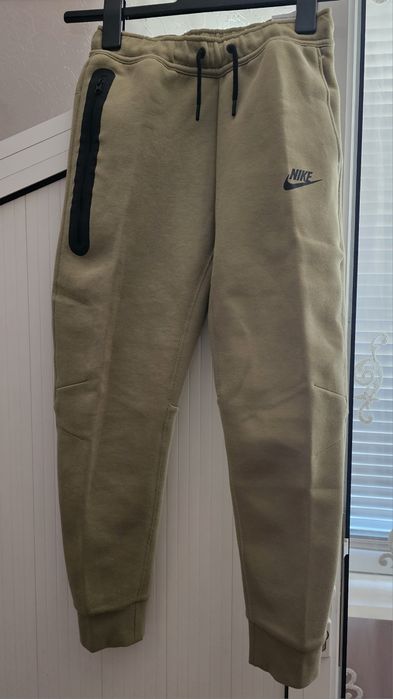 Nike Tech Fleece детско долнище