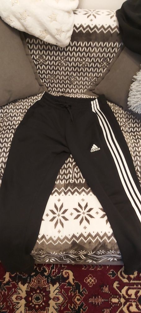 Pantaloni adidas negrii marimea s