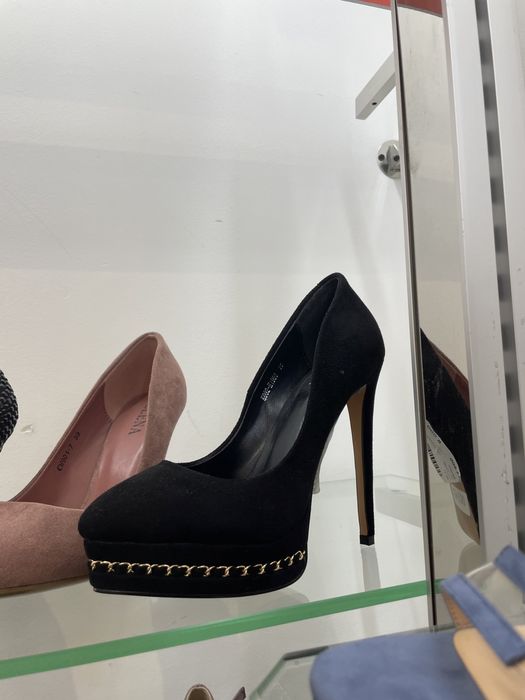 Продам туфли шикарные удобные