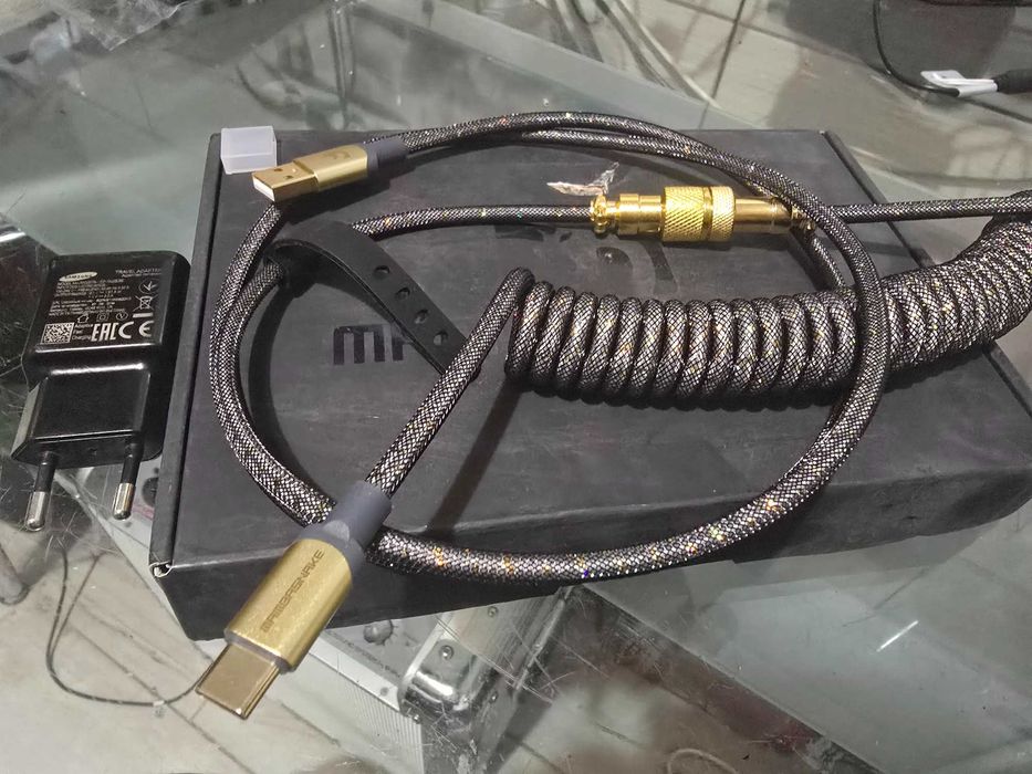 Vând  încarctor, cablu usb c, husa samsung s24 ultra