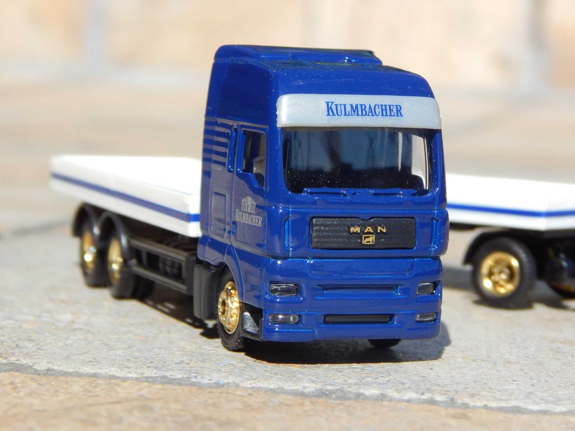 Macheta camion MAN TGA 2000 + remorca Kulmbacher scara 1:87