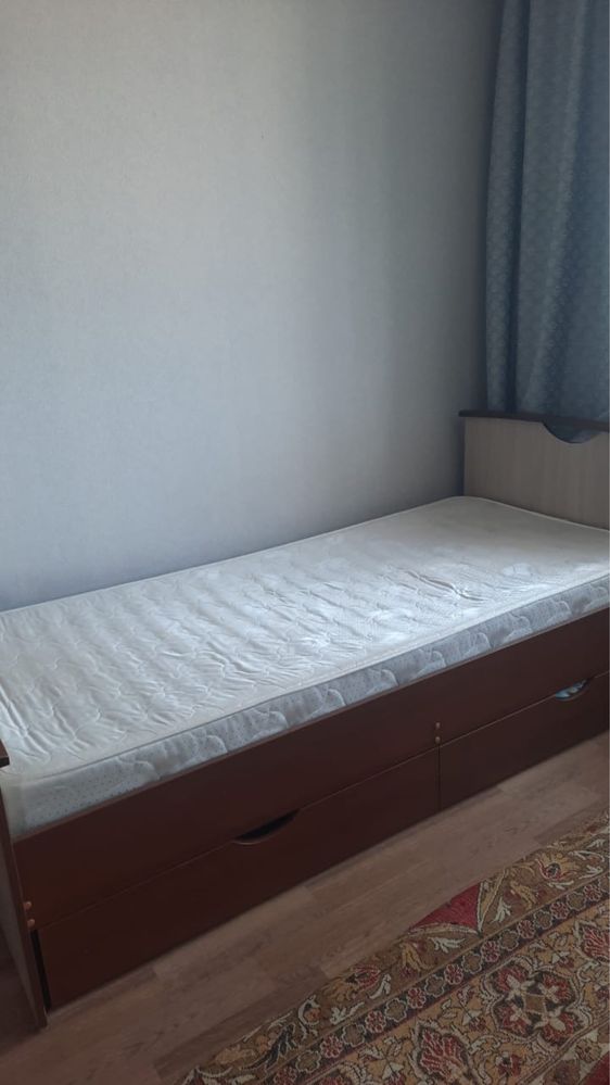 Продам кровать односпалку