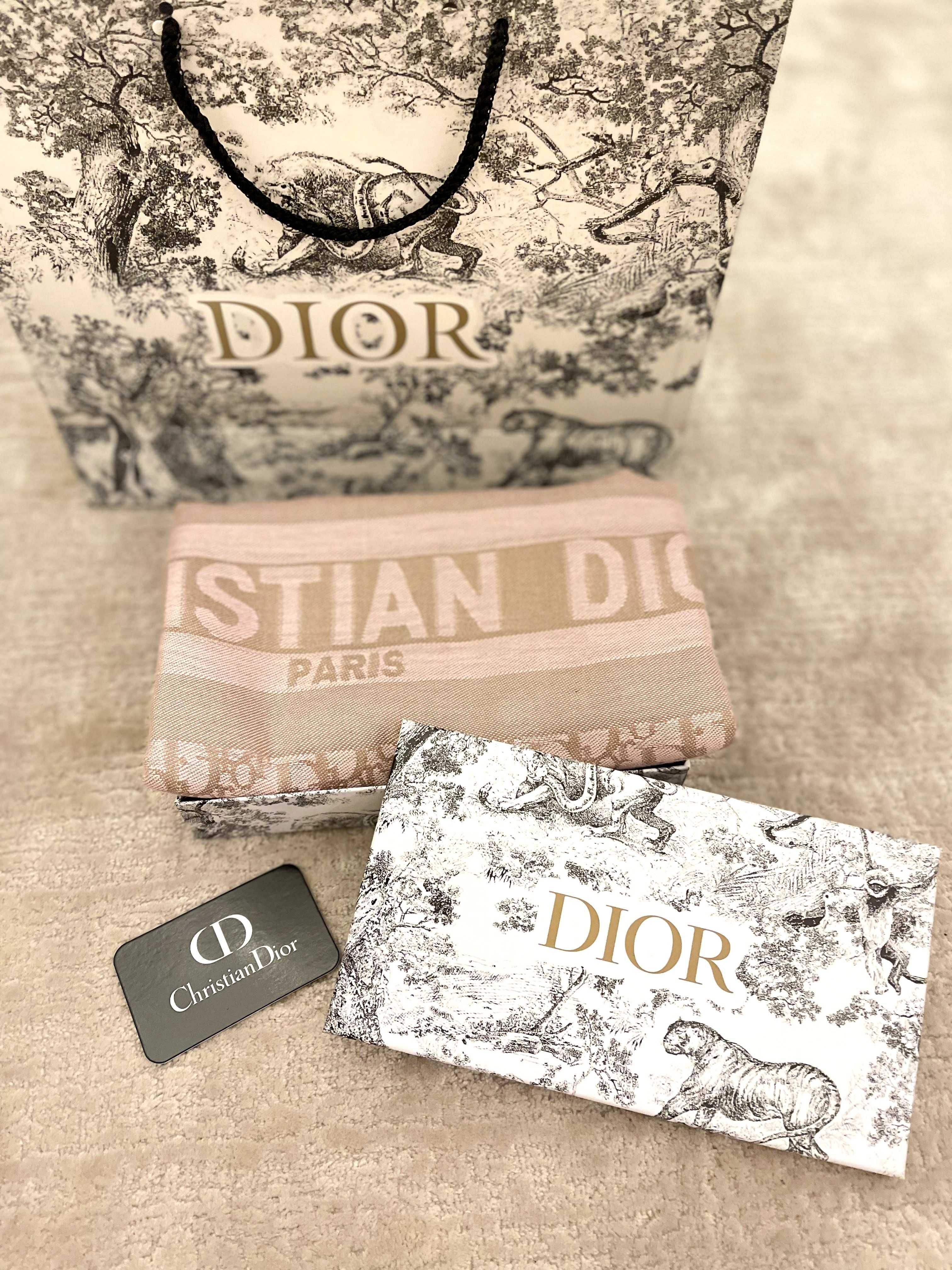 Eșarfa Christian Dior rose