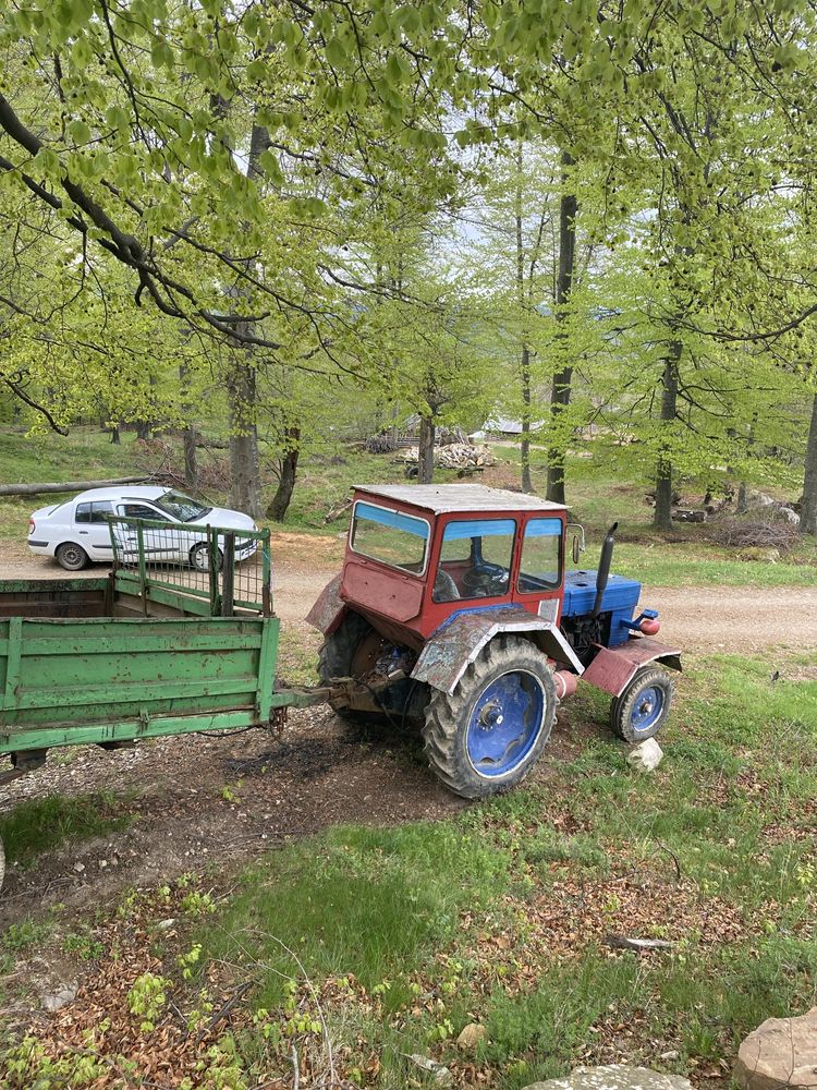 Tractor UTB 650 de vânzare