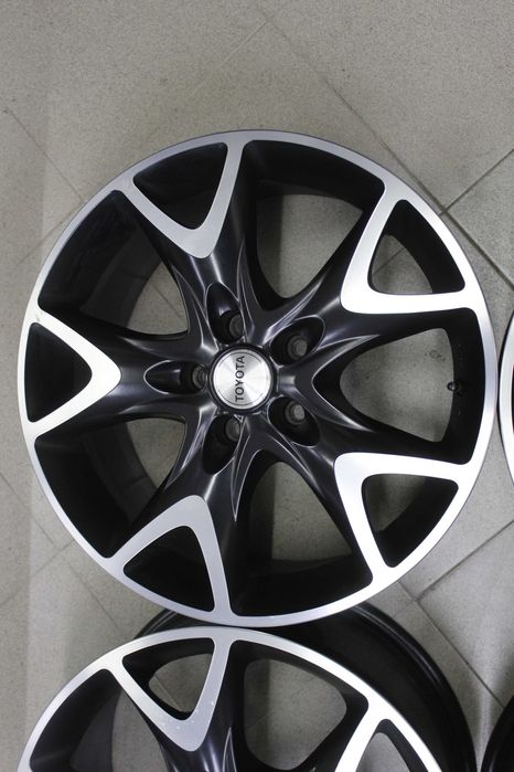 Джанти 18" 5х114,3 Toyota