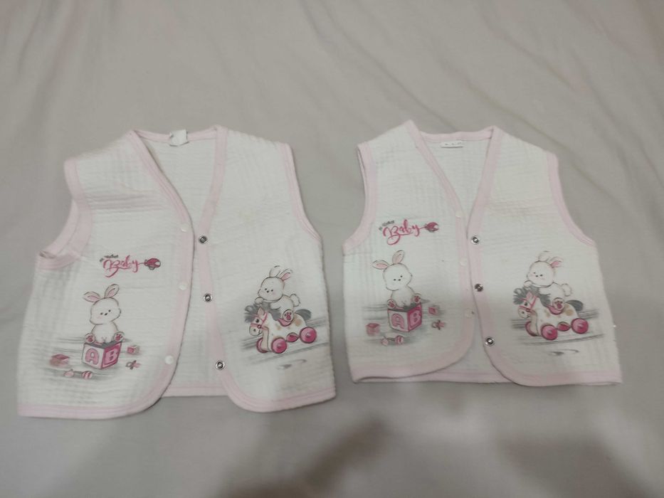 Предлагам детски дрешки за момичета почти като нови за 10-16 месеца