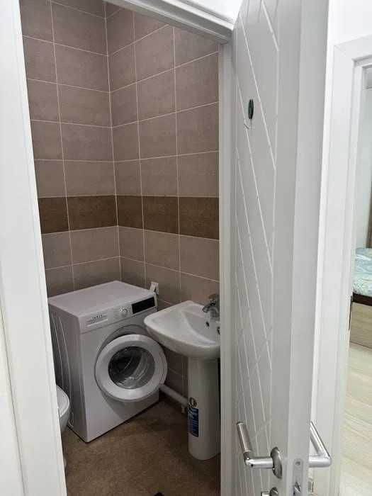 Assalom Maxtumquli 3/3/9 евро квартира подключ 74м2: С арендатором