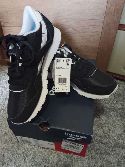 Оригинални маратонки Reebok