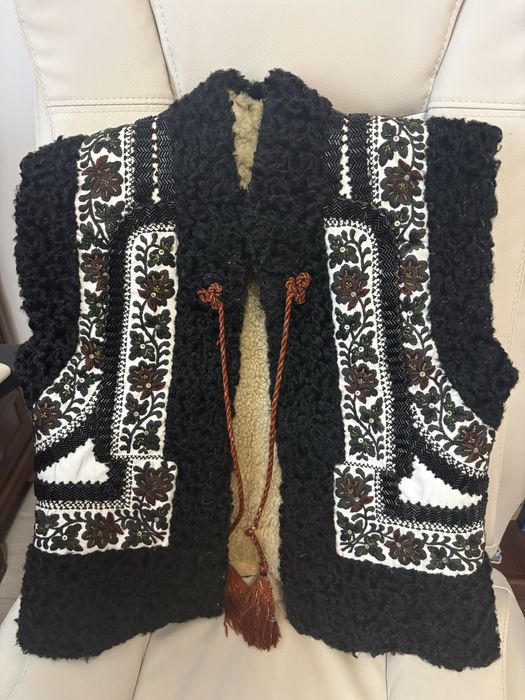 Vand bundita traditionala cu margele