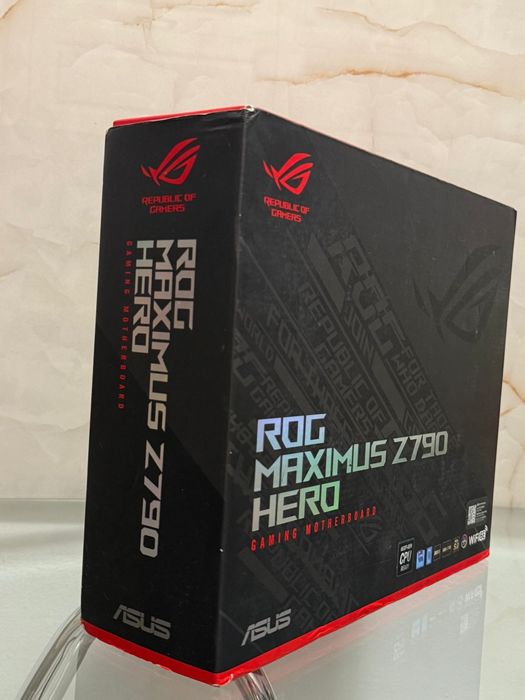 Placa de baza ASUS ROG MAXIMUS Z790 HERO, Socket 1700 NOUA SIGILATA