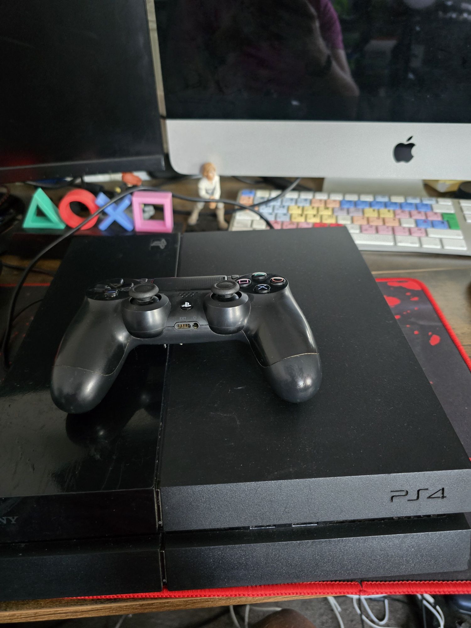 Consola playstation 4 plus jocuri