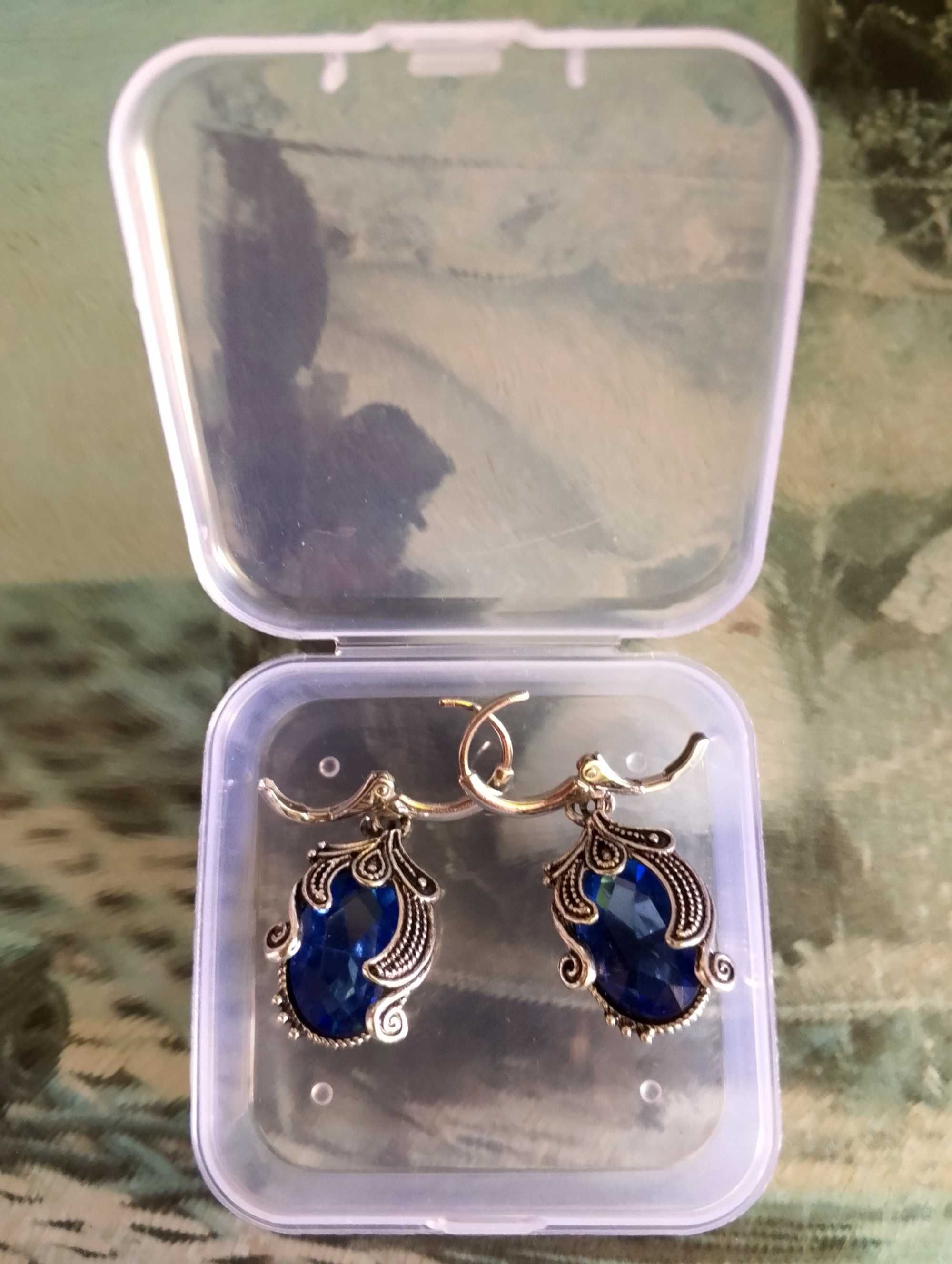 Серьги с сапфирами