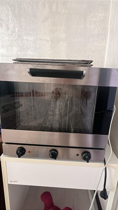 Печь smeg жаксы жағдайда