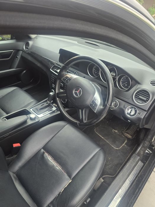 Mercedes c200 C Class 2012 volan dreapta