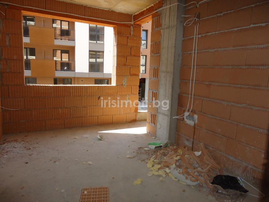 Продава се Тристаен апартамент в София, Малинова долина - 90 кв.м за 2200 €/кв.м - Снимка #9