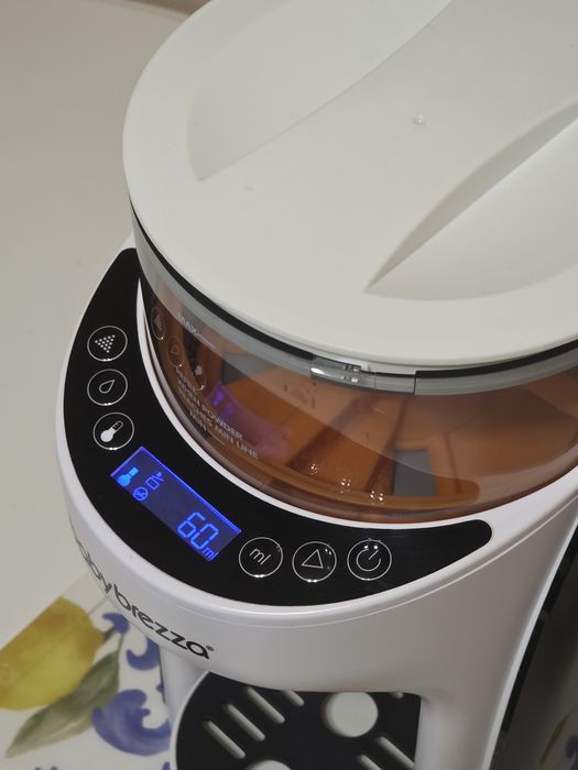 Vand espressor lapte praf Baby Breeza