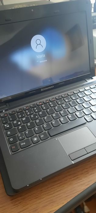 Laptop Lenovo ideapad S205