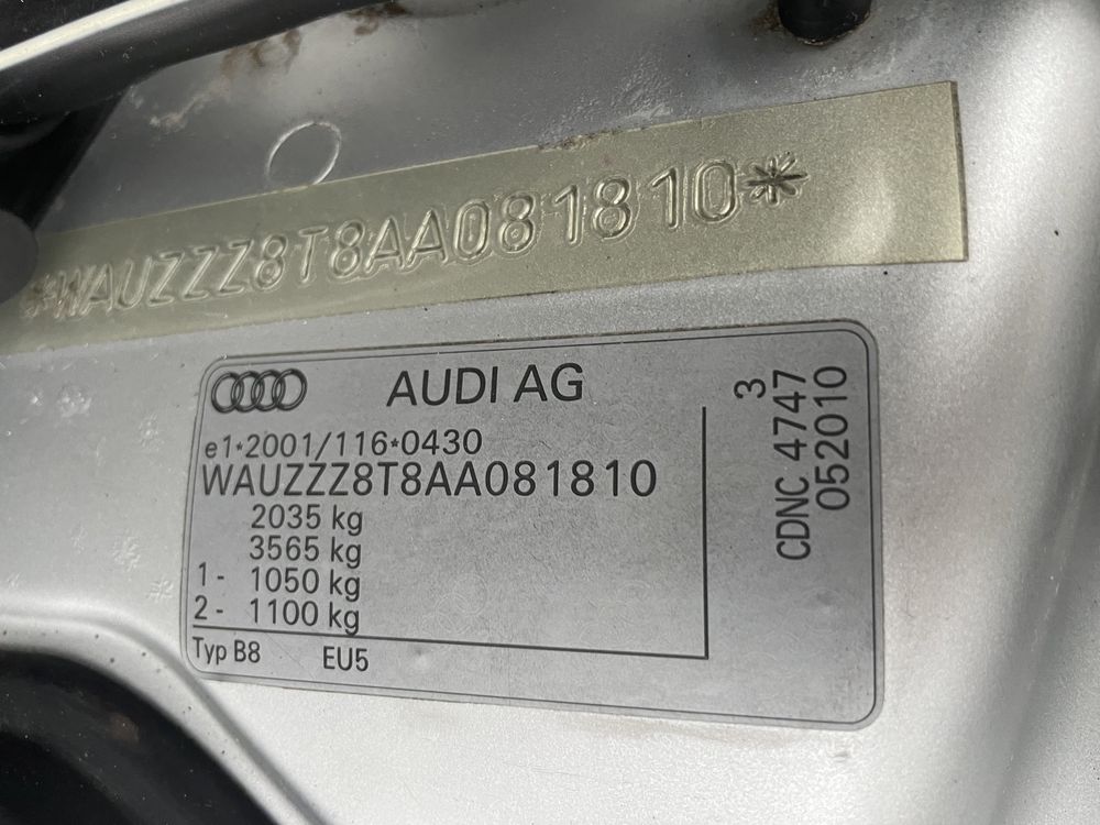 Haion cu lunetă Audi A5 2010