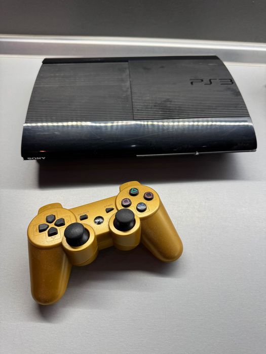 PlayStation 3 special edition с 10 топ игри