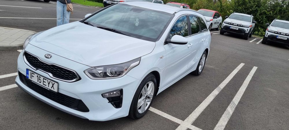 Urgent Kia Ceed 1.6 crdi 136hp