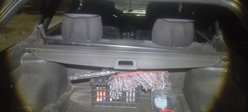 Шторка задняя Субару Легаси