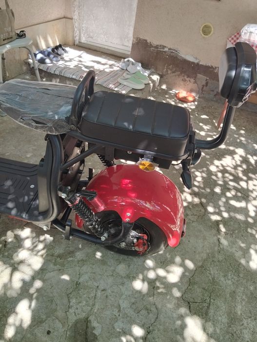 Vând scuter electric 2 persoane