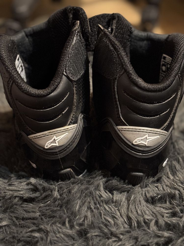 Ghete moto Alpinestar SMX-1 R V2 negre + casca