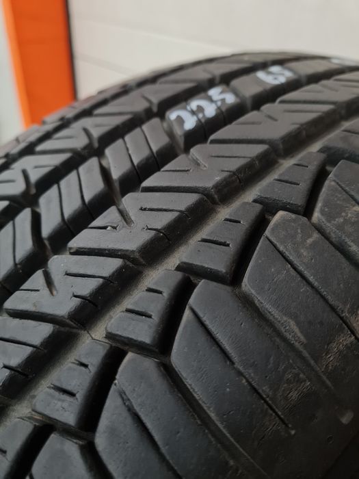 Всесезонни гуми 2 броя KORMURAN Suv 225 65 R17 дот 1522